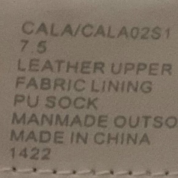 Steve Madden White Leather Cala Studded ankle boot / Size 7.5 / New w/o Box - Picture 7 of 7